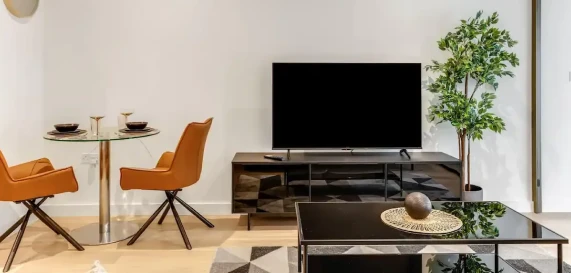 stylish-flat-in-covent-garden-thumbnail