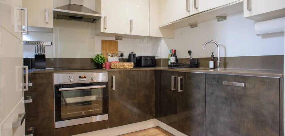 beautiful_property_in_canary_wharf-07